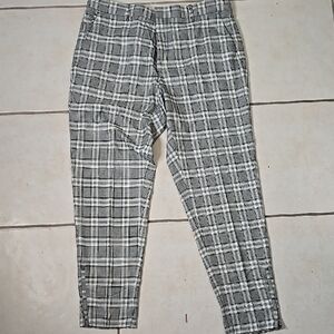 Zara Men's Black and White Checkered Chinos